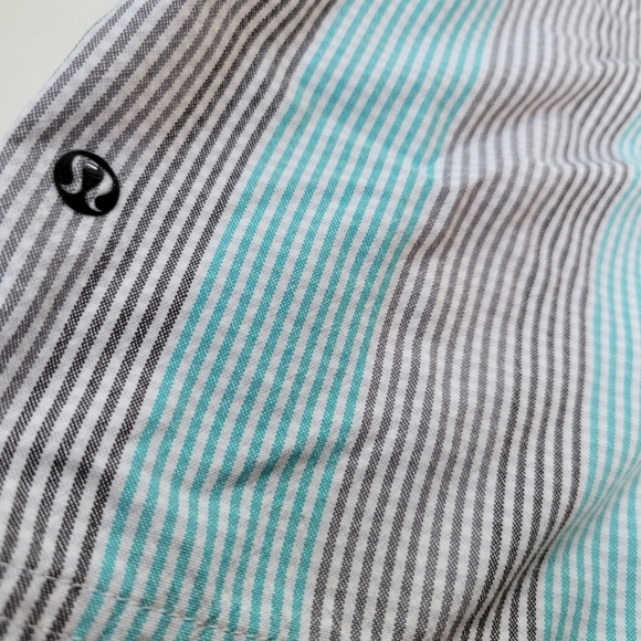 Lululemon Seersucker Men's Shorts Size 36 Blue - Picture 5 of 9